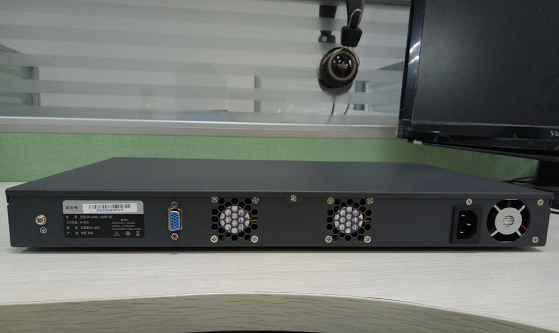 201711271511764012245548.png 200E測(cè)評(píng)2.png